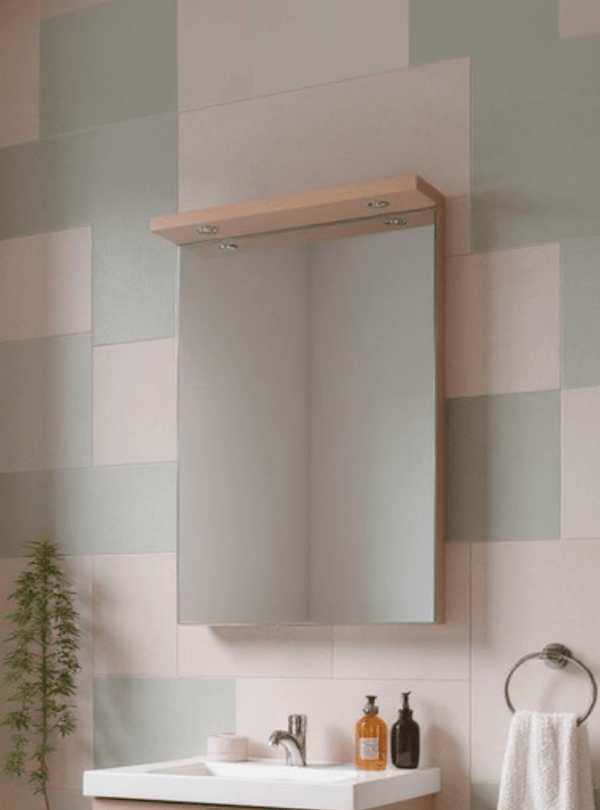 On Móveis Espelhos Espelho para Banheiro Com Led 60cm Mdf Rosa - On Móveis